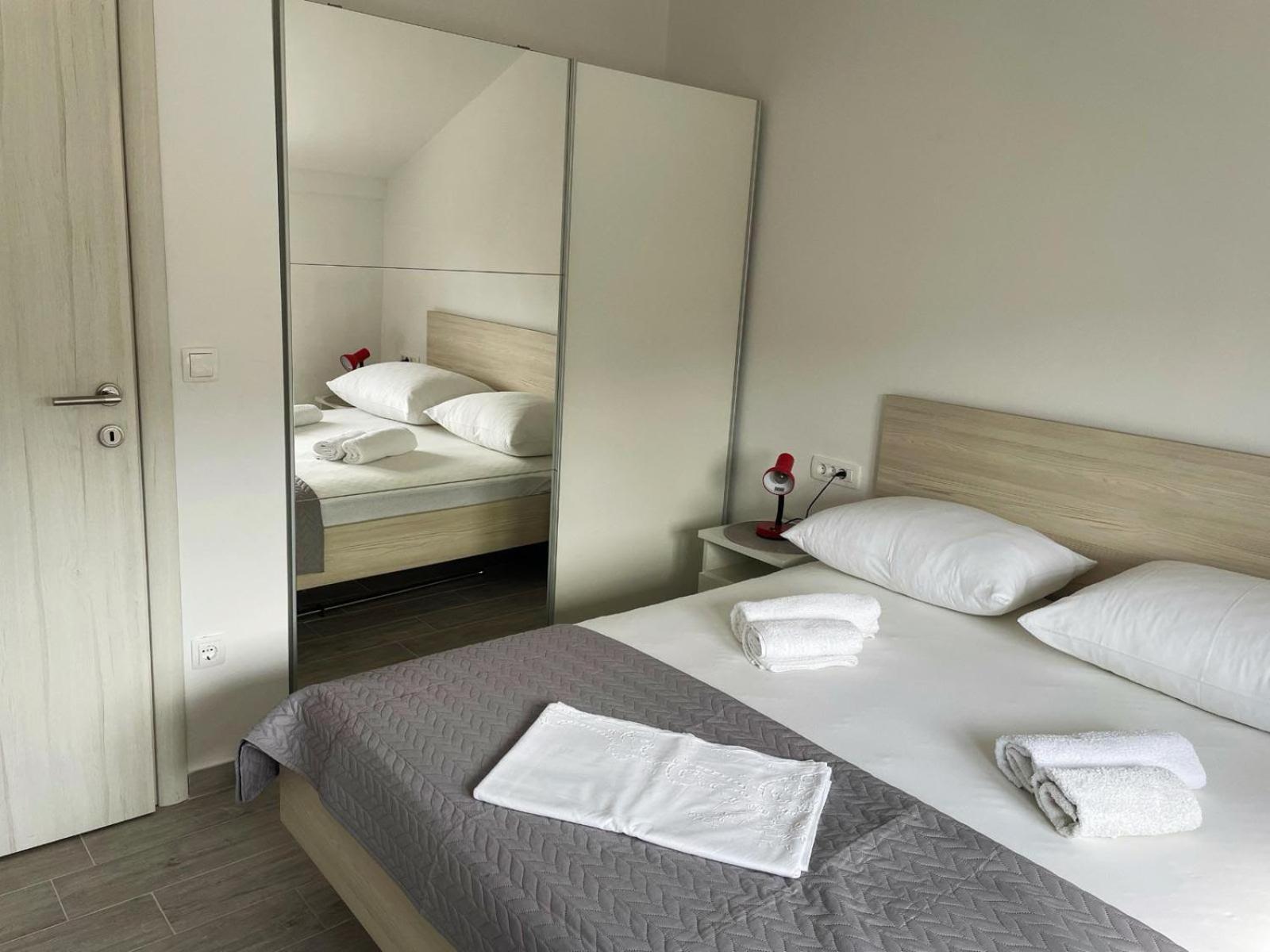 Apartments Kostelic 무르테르 객실 사진